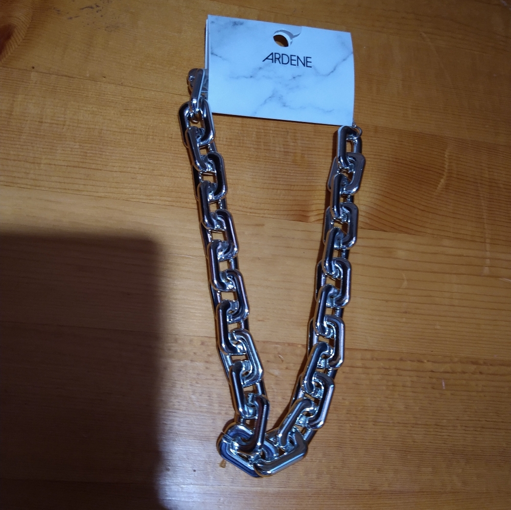 Chain choker style silver tone necklace - Picture 3 of 9
